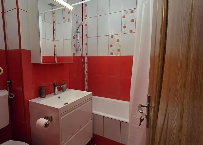 Arena Park Apartment *
