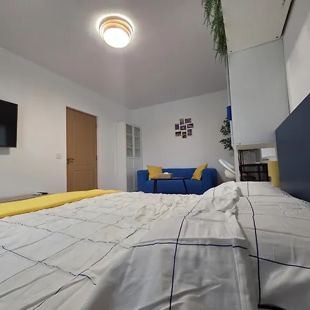 Arena Park Apartment *